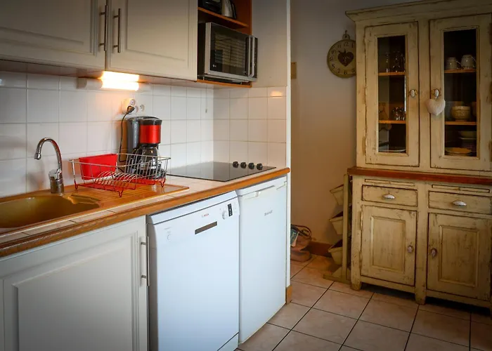 T2 Meuble Tourisme 3 Etoiles, Pied Des Pistes-Parking Prive Avec Balcon Et Superbe Vue