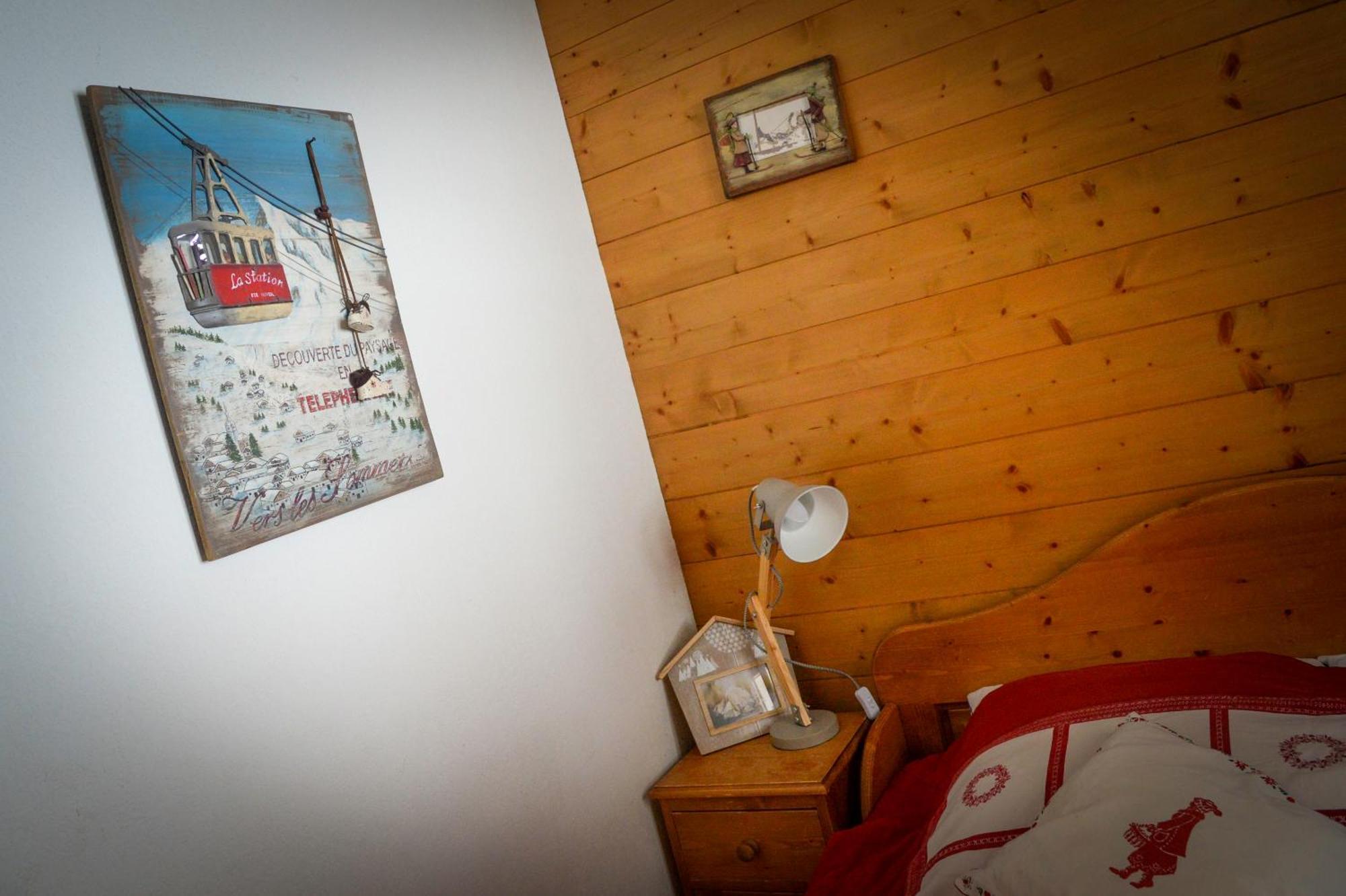 Appartement T2 Meublé Tourisme 3 étoiles Confort Linge De Lit-serviettes-ménage-parking Privé Avec Superbe Vue Et Au Pied Des Pistes